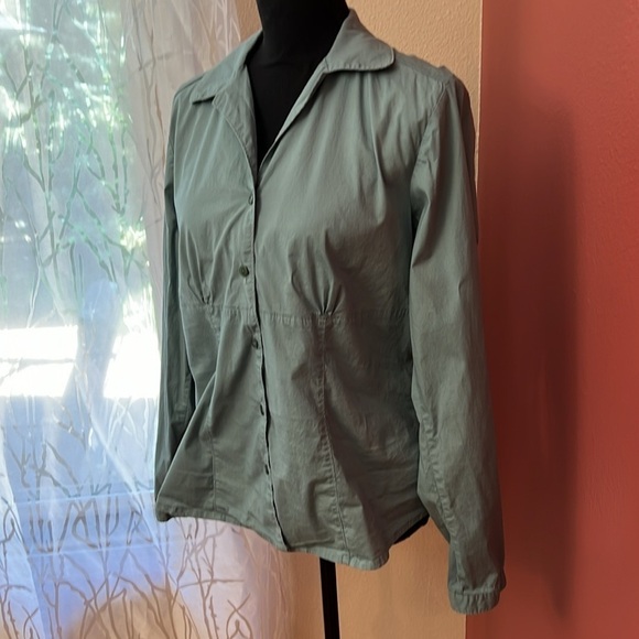 Woolrich Fitted button down Long Sleeve Top Size M - Picture 2 of 5